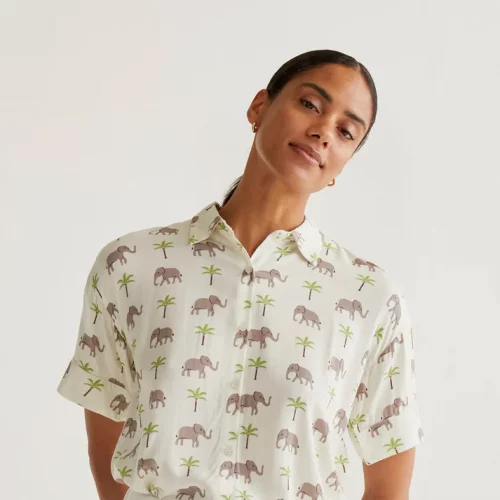 Camisa con estampado elefante
