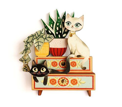 Broche gatitos y plantas